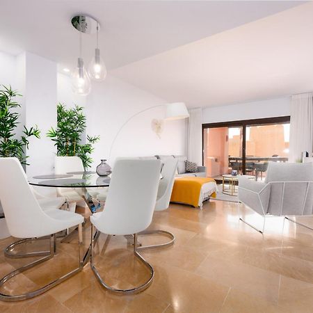 Coto Real 2408 Kiznos Apartment มานิลบา ภายนอก รูปภาพ